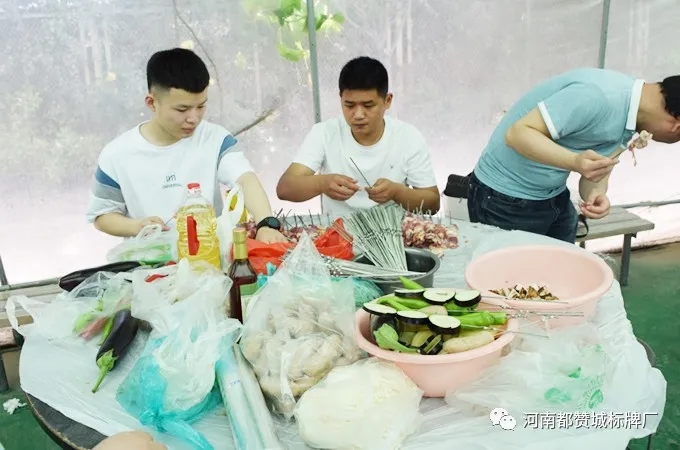 都赞城玫瑰庄园烧烤
